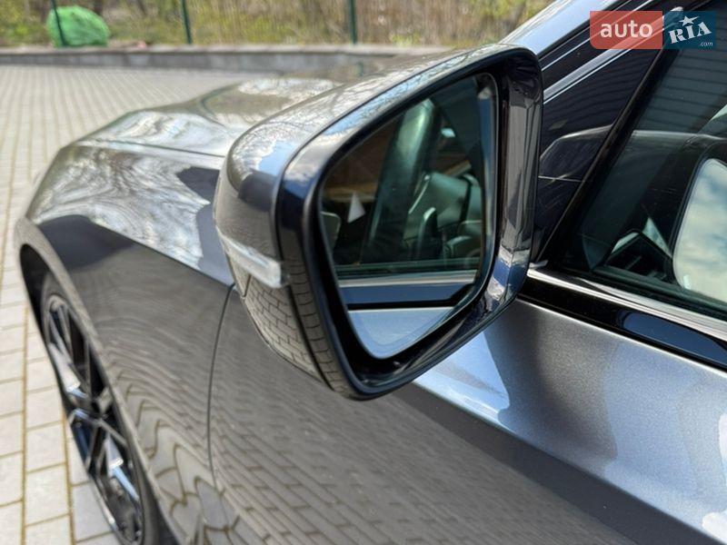 Седан BMW 3 Series 2020 в Ровно