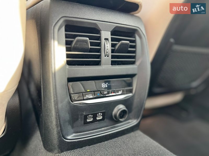 Седан BMW 3 Series 2020 в Києві фото 39 Седан BMW 3 Series 2020 в Києві