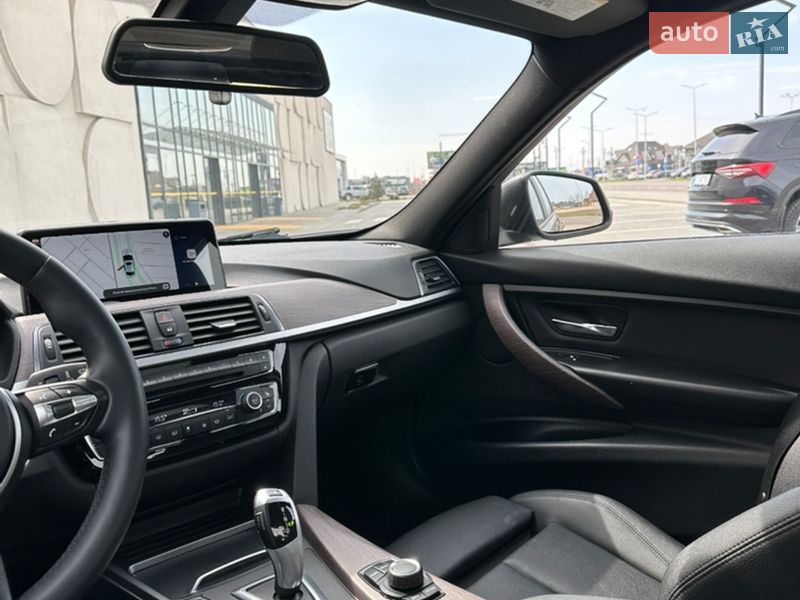 Седан BMW 3 Series 2015 в Луцке