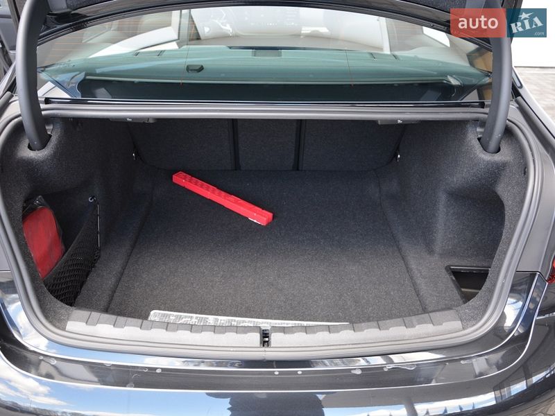 Седан BMW 3 Series 2024 в Киеве фото 9 Седан BMW 3 Series 2024 в Киеве