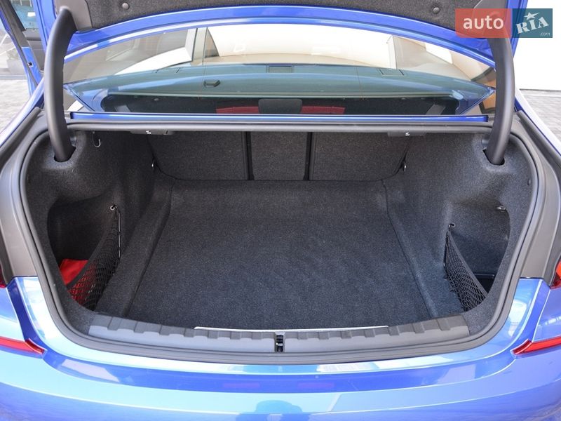 Седан BMW 3 Series 2022 в Киеве фото 8 Седан BMW 3 Series 2022 в Киеве