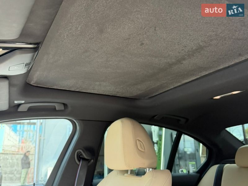 Седан BMW 3 Series 2019 в Львове фото 9 Седан BMW 3 Series 2019 в Львове