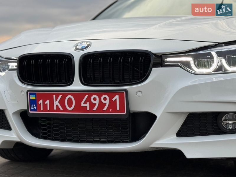 Седан BMW 3 Series 2017 в Одессе