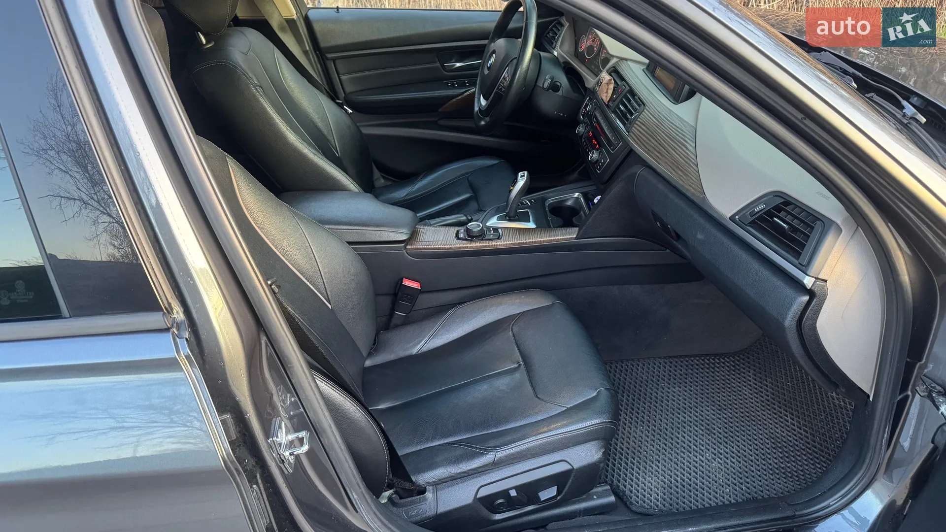 2012 BMW 3er - мініатюра 11