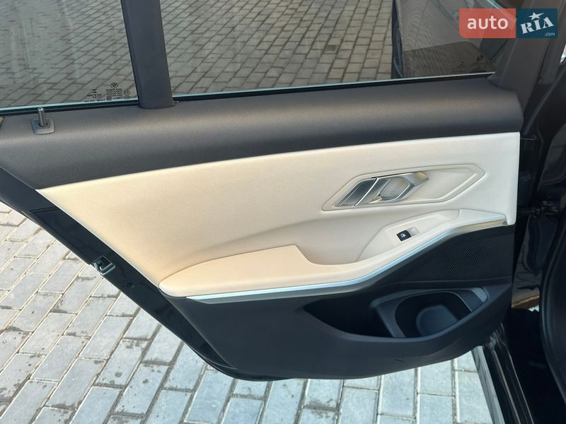 Седан BMW 3 Series 2020 в Виннице