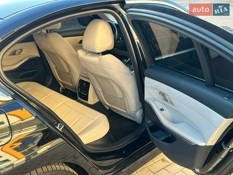 Седан BMW 3 Series 2020 в Виннице