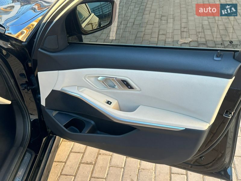 Седан BMW 3 Series 2020 в Виннице