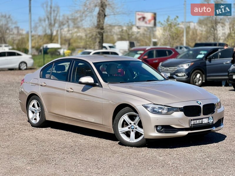 Седан BMW 3 Series 2013 в Києві