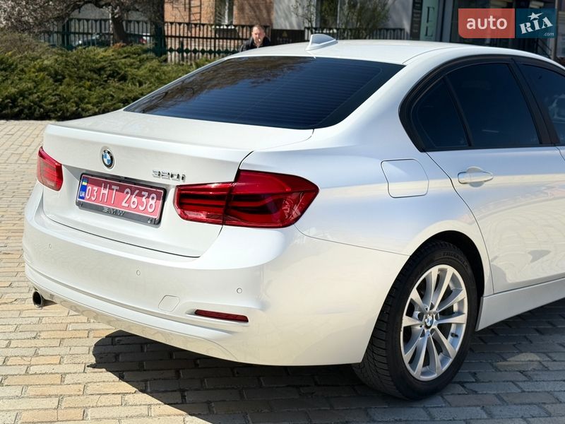 Седан BMW 3 Series 2017 в Белой Церкви