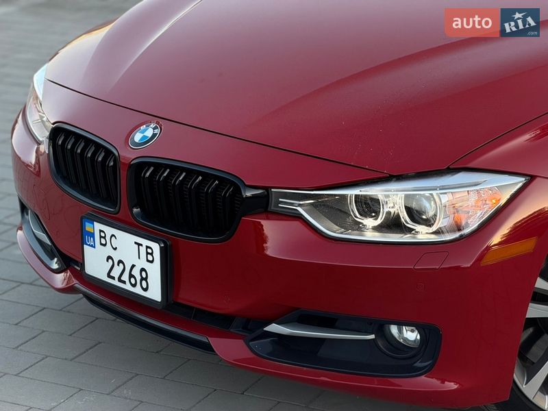 Седан BMW 3 Series 2013 в Львові