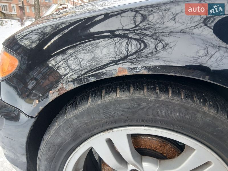 Седан BMW 3 Series 2003 в Прилуках