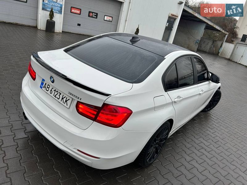Седан BMW 3 Series 2012 в Виннице