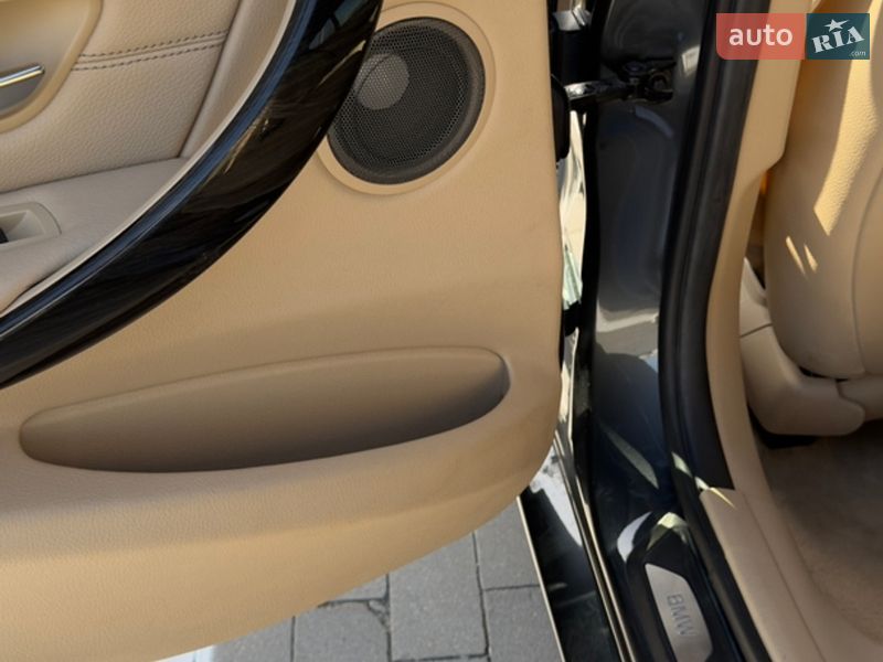 Седан BMW 3 Series 2016 в Одессе