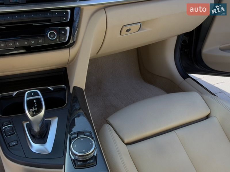 Седан BMW 3 Series 2016 в Одессе