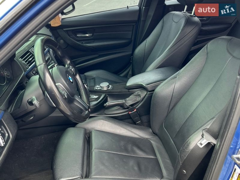 Седан BMW 3 Series 2015 в Яворове
