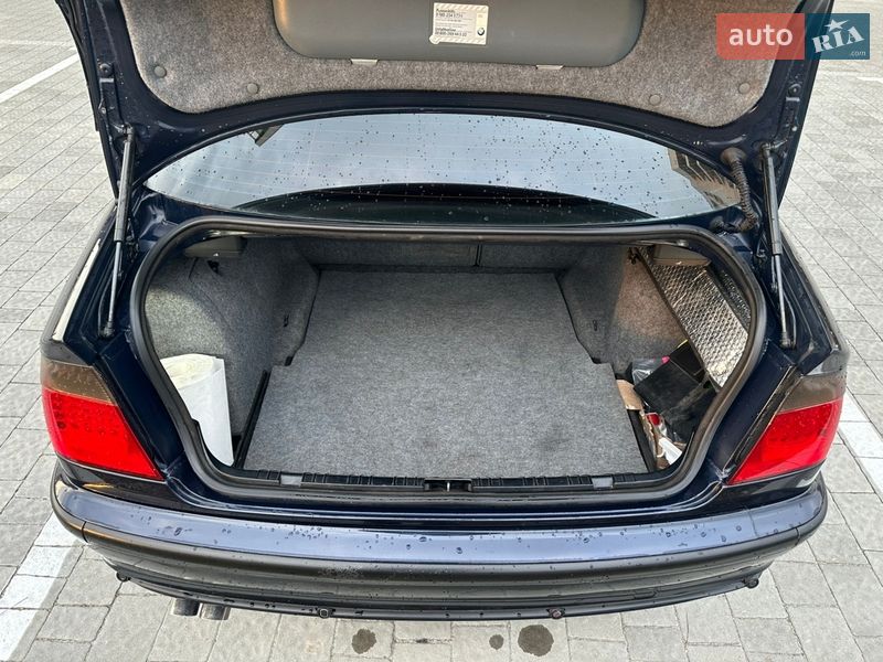 Седан BMW 3 Series 2001 в Львове