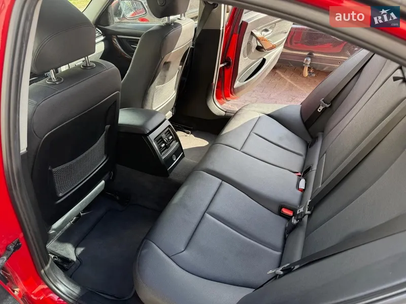 BMW 3 Series 2014 VIN WBA3A5C54FP605134 фото оголошення 11 з 70