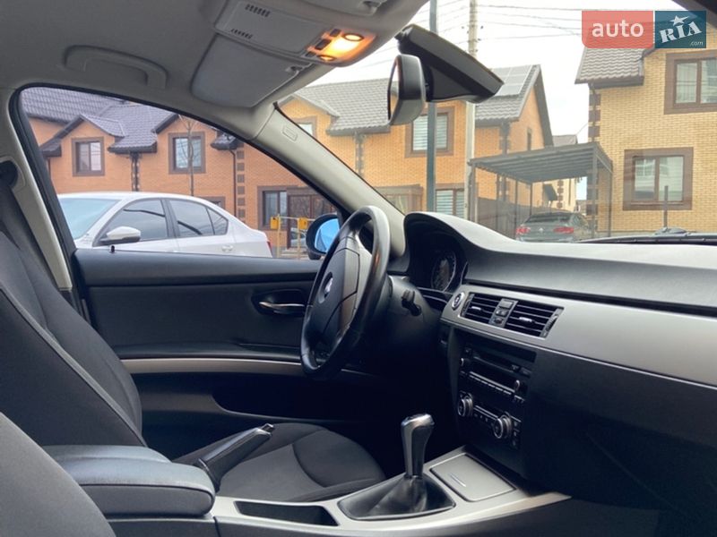 Седан BMW 3 Series 2007 в Виннице
