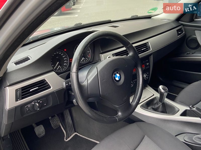 Седан BMW 3 Series 2007 в Виннице