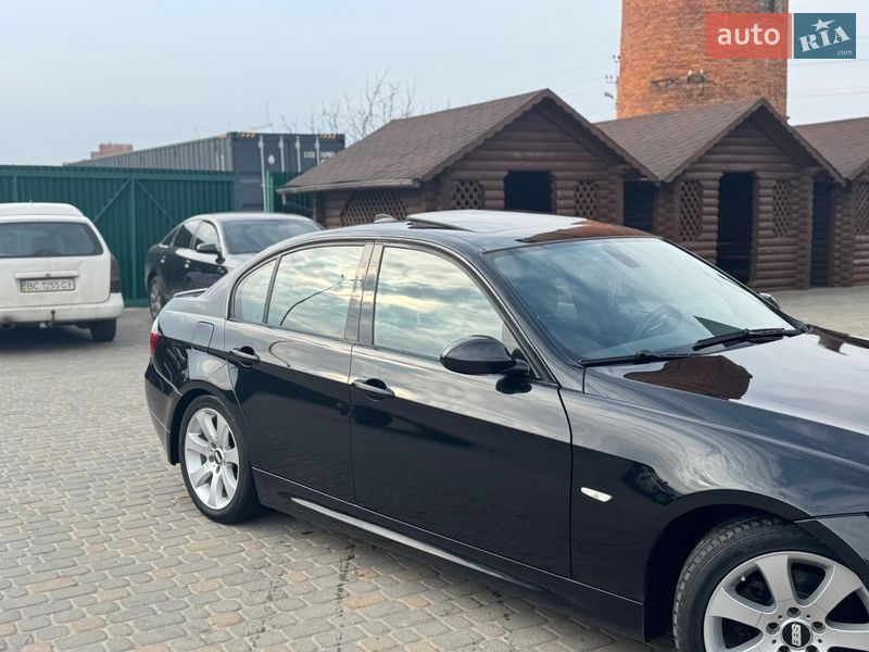 Седан BMW 3 Series 2006 в Самборе