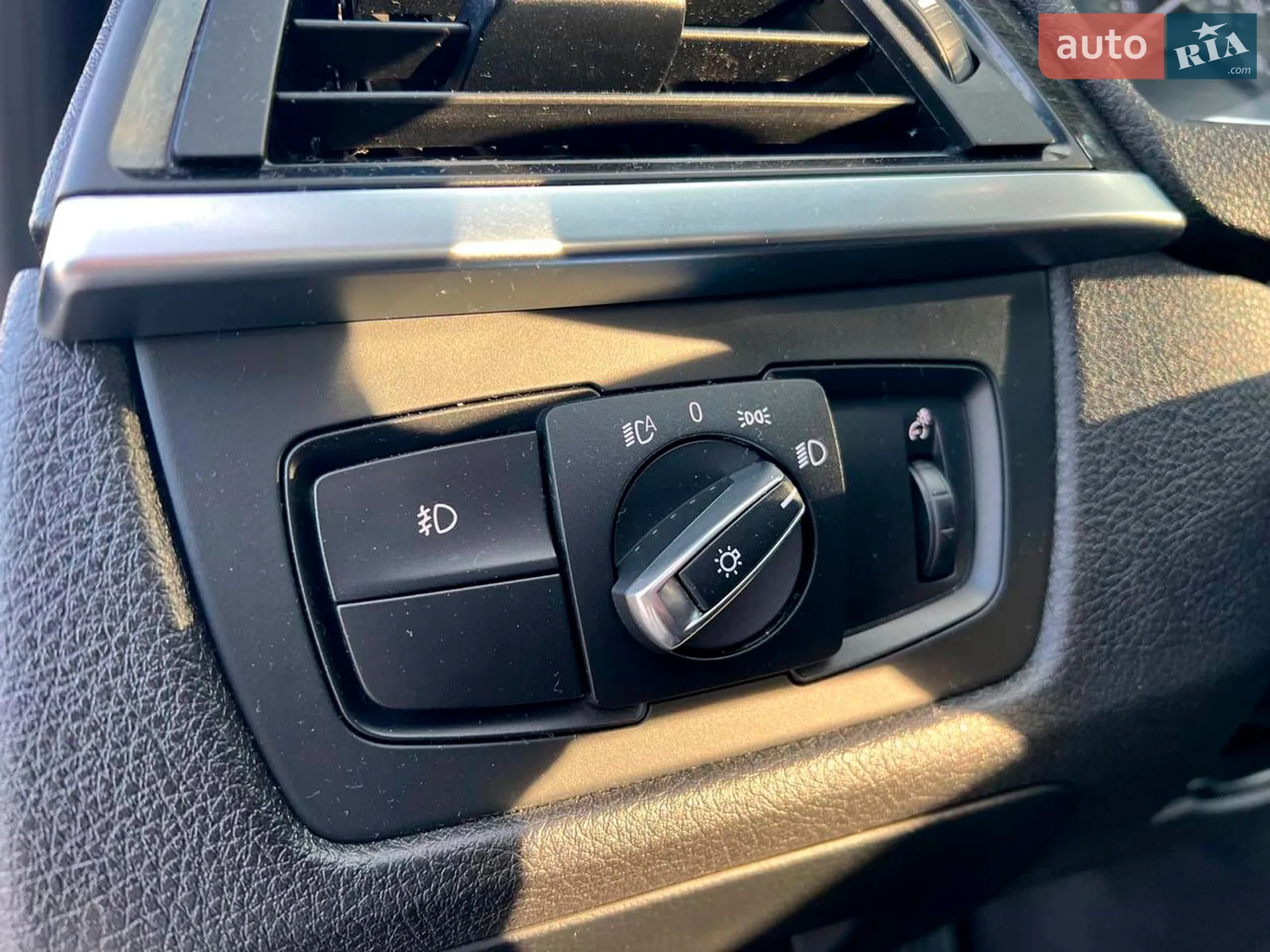 2015 BMW 3er - мініатюра 21