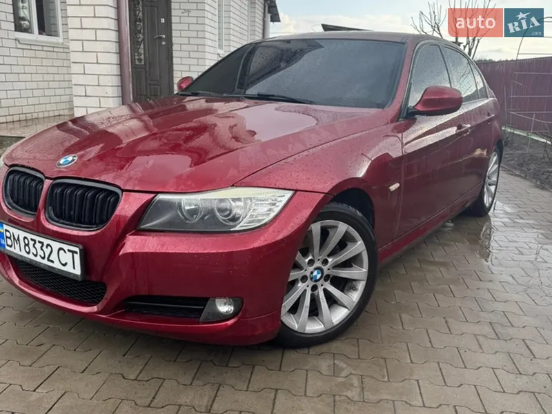 BMW 3 Series 2011