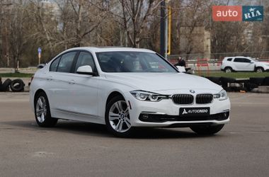 Седан BMW 3 Series 2016 в Киеве