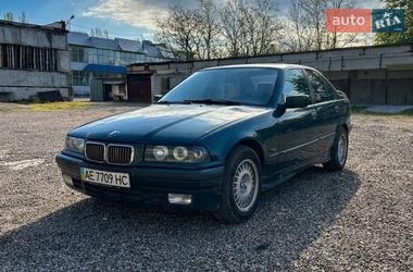 Седан BMW 3 Series 1996 в Миколаєві