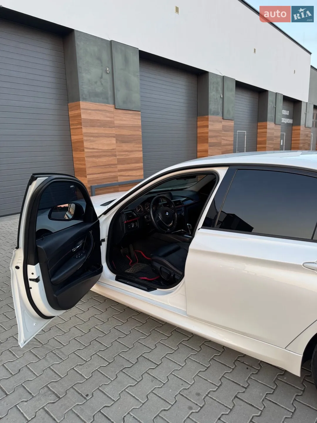 2012 BMW 3er - мініатюра 9