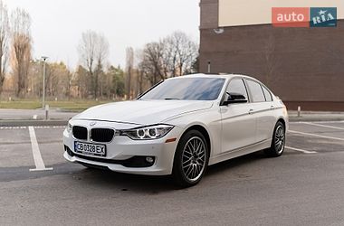 Седан BMW 3 Series 2015 в Чернигове