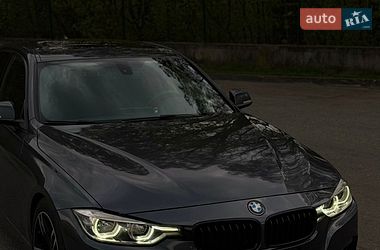 Седан BMW 3 Series 2016 в Черновцах