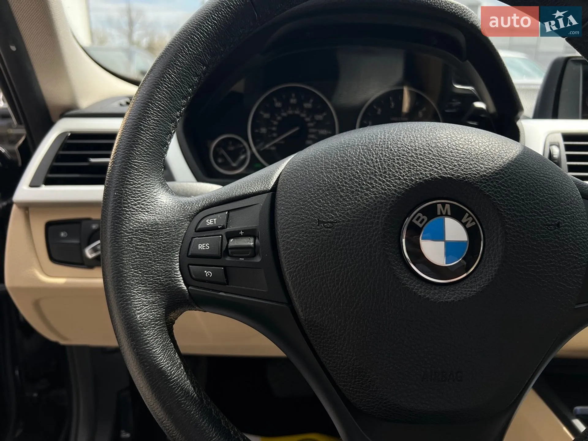 2016 BMW 3er - мініатюра 10