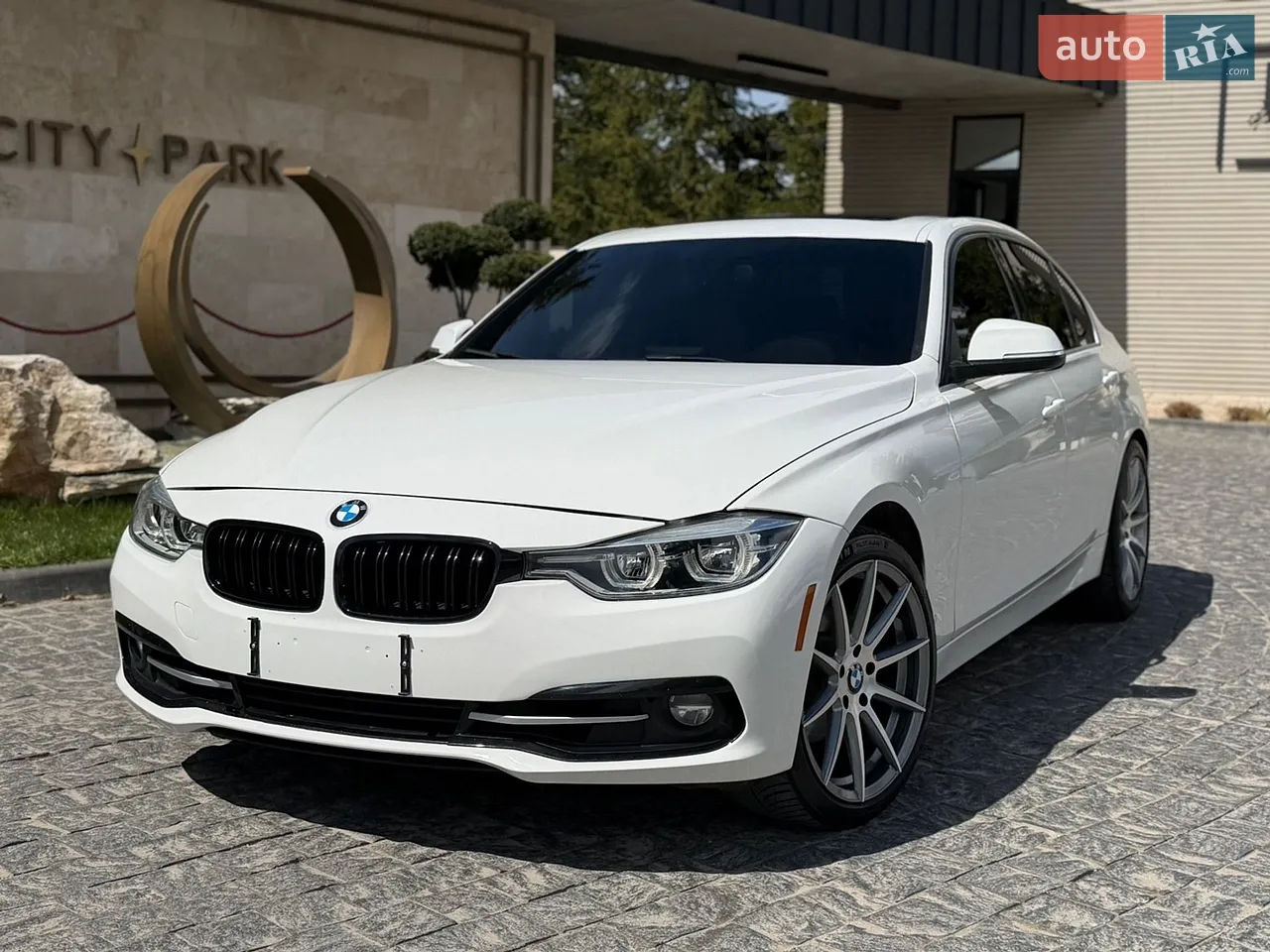 2017 BMW 3er - мініатюра 19