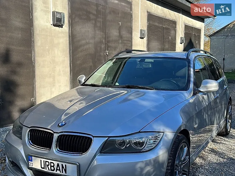 BMW 3 Series 2010