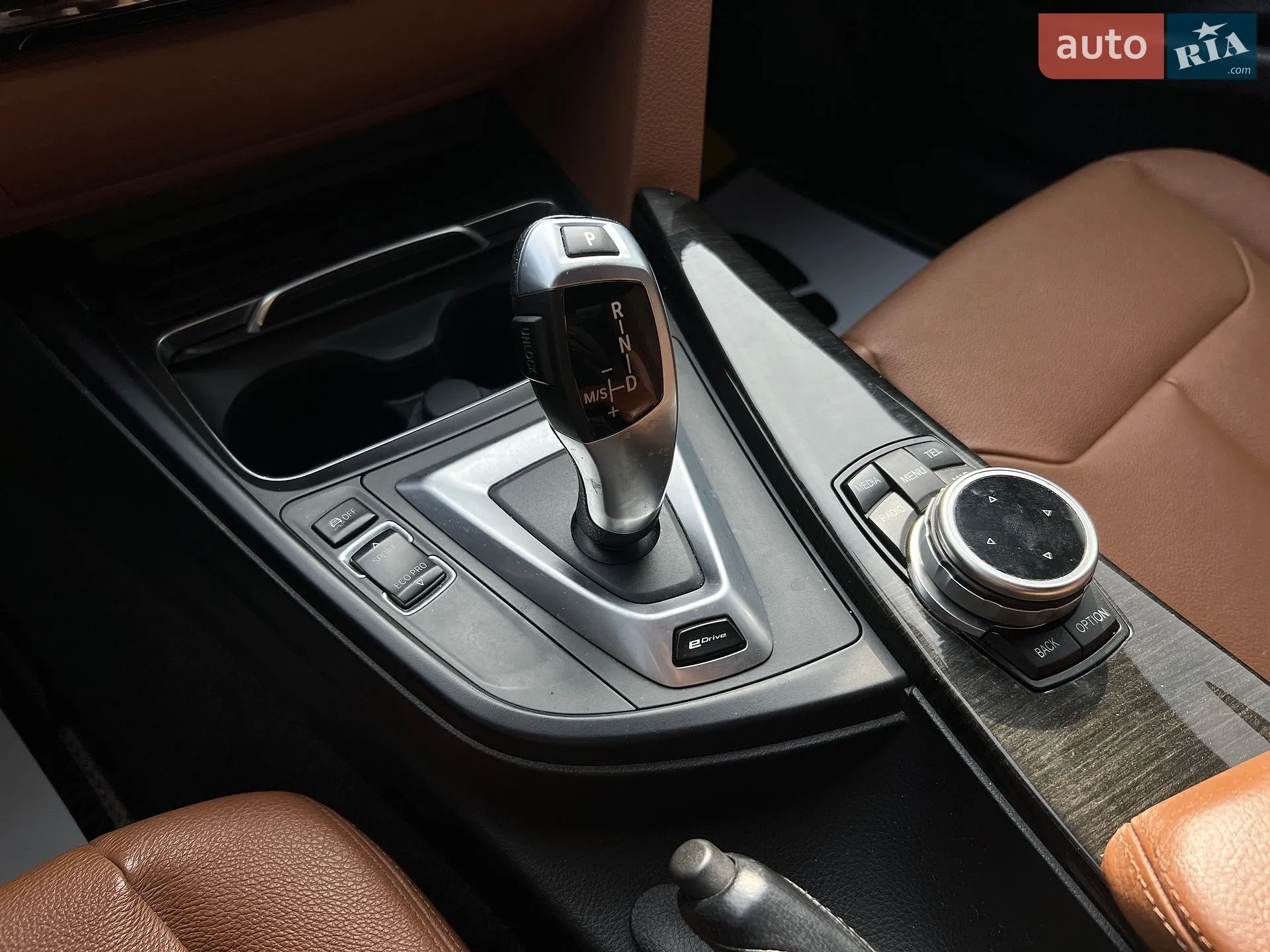 2016 BMW 3er - мініатюра 16