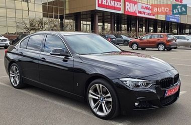 Седан BMW 3 Series 2017 в Киеве
