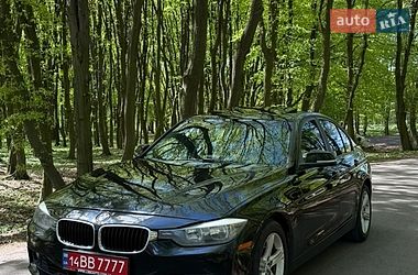 Седан BMW 3 Series 2013 в Львові
