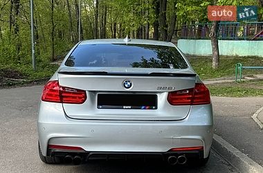 Седан BMW 3 Series 2014 в Киеве