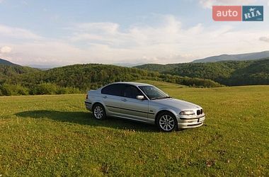 Седан BMW 3 Series 1999 в Сваляве