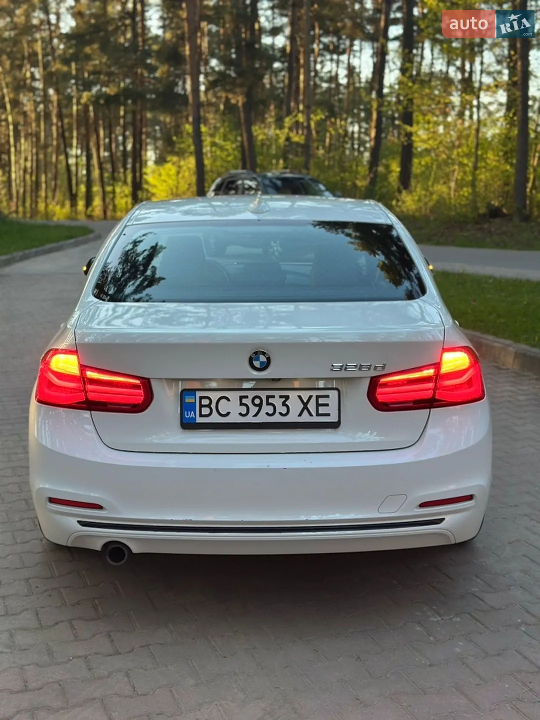 2017 BMW 3er - мініатюра 16