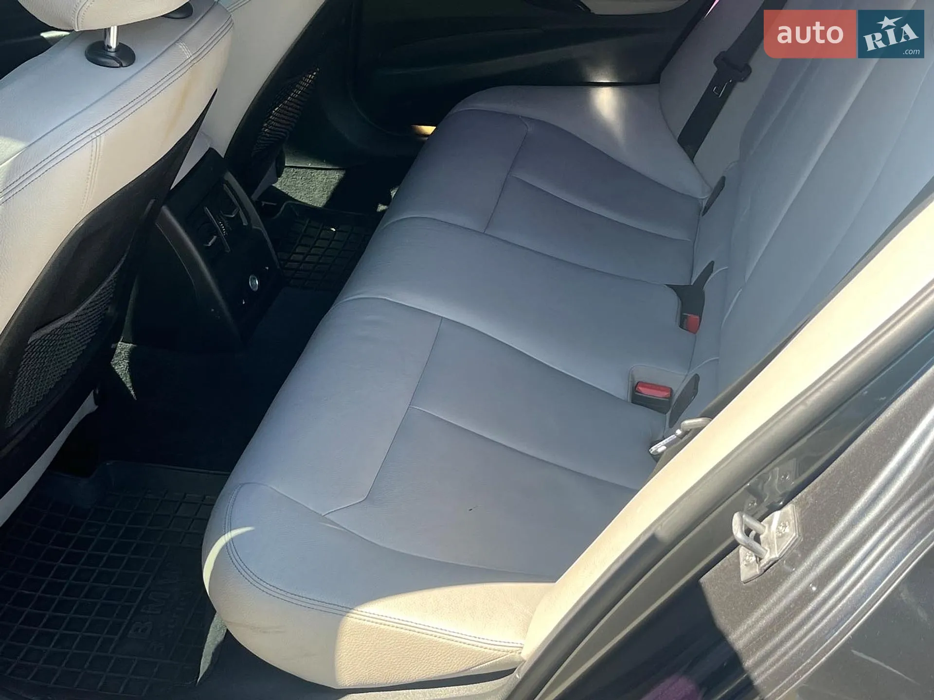 2012 BMW 3er - мініатюра 29