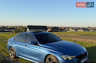Седан BMW 3 Series 2017 в Луцке