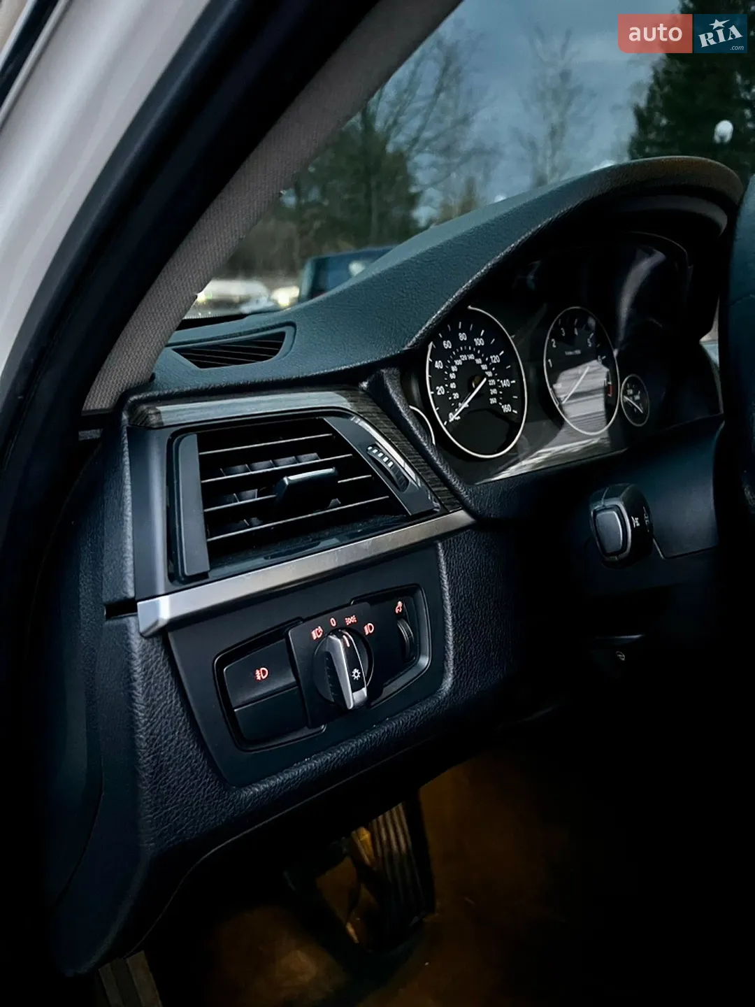 2012 BMW 3er - мініатюра 24