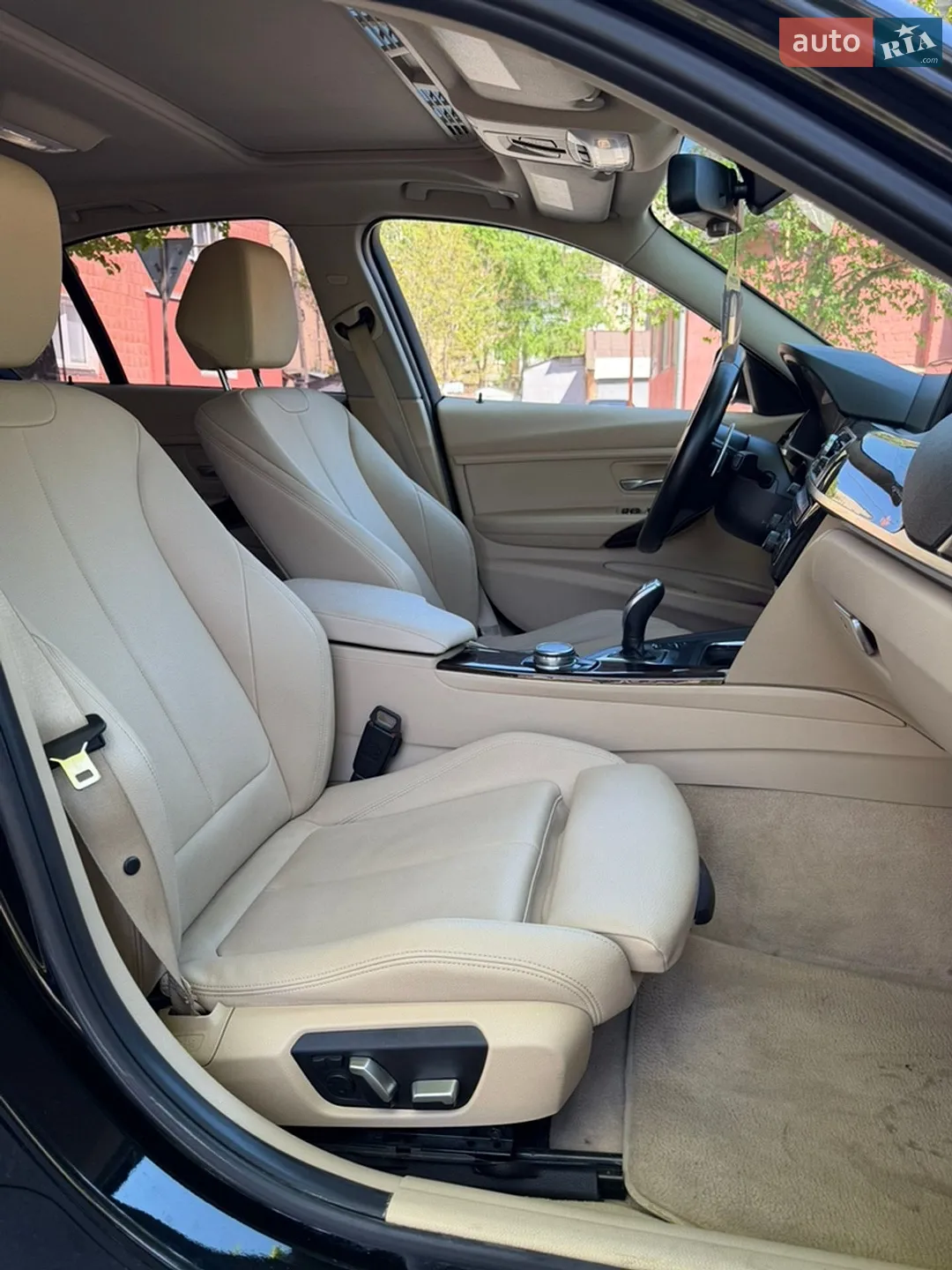2015 BMW 3er - мініатюра 9