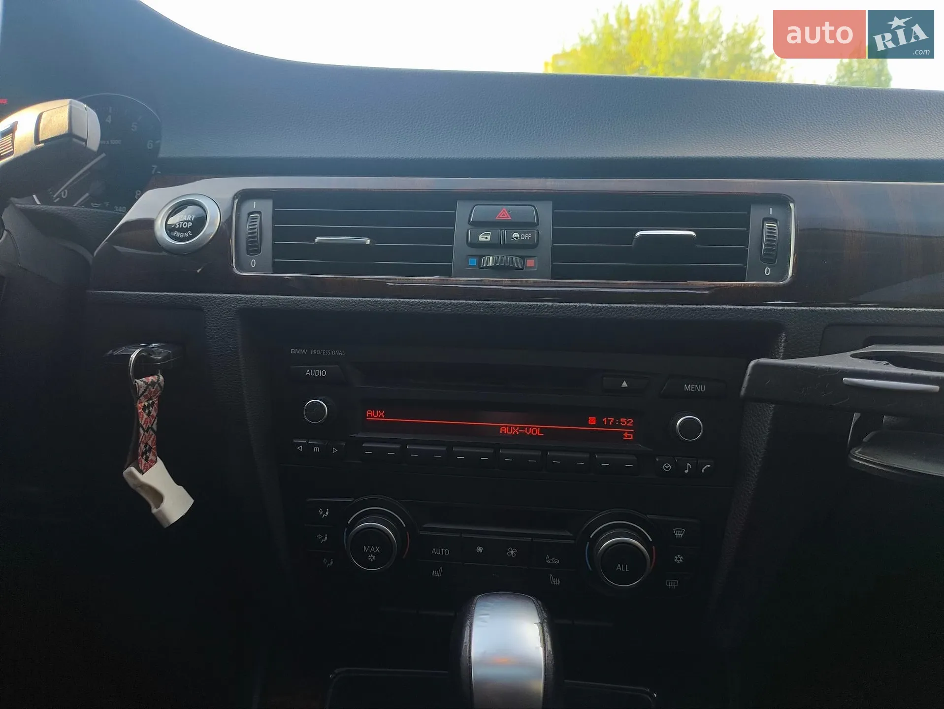 2011 BMW 3er - мініатюра 24
