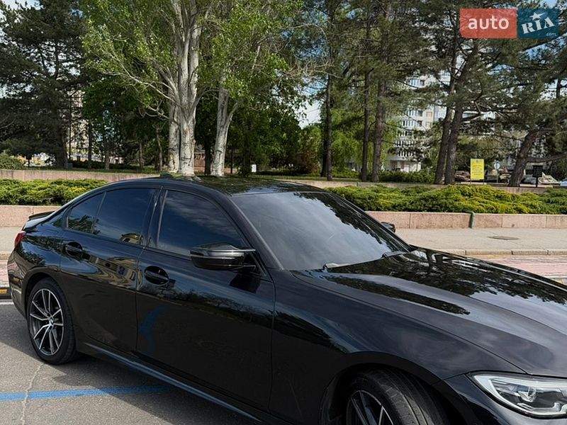 Седан BMW 3 Series 2019 в Николаеве