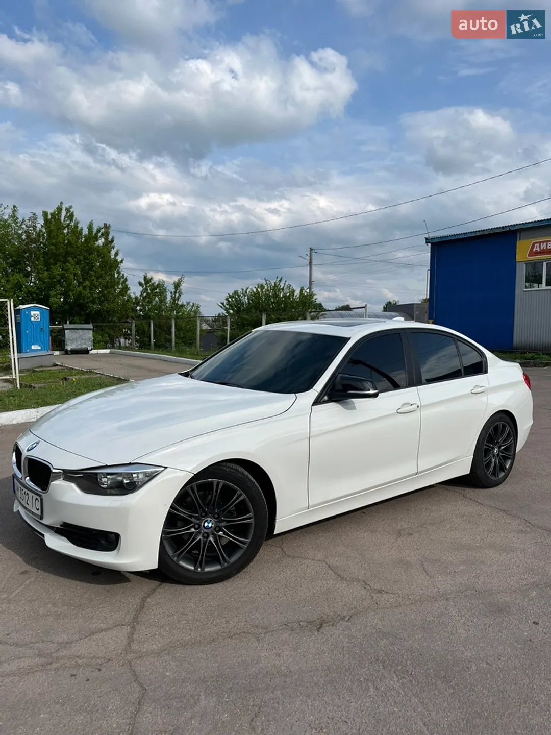 2013 BMW 3er - мініатюра 2