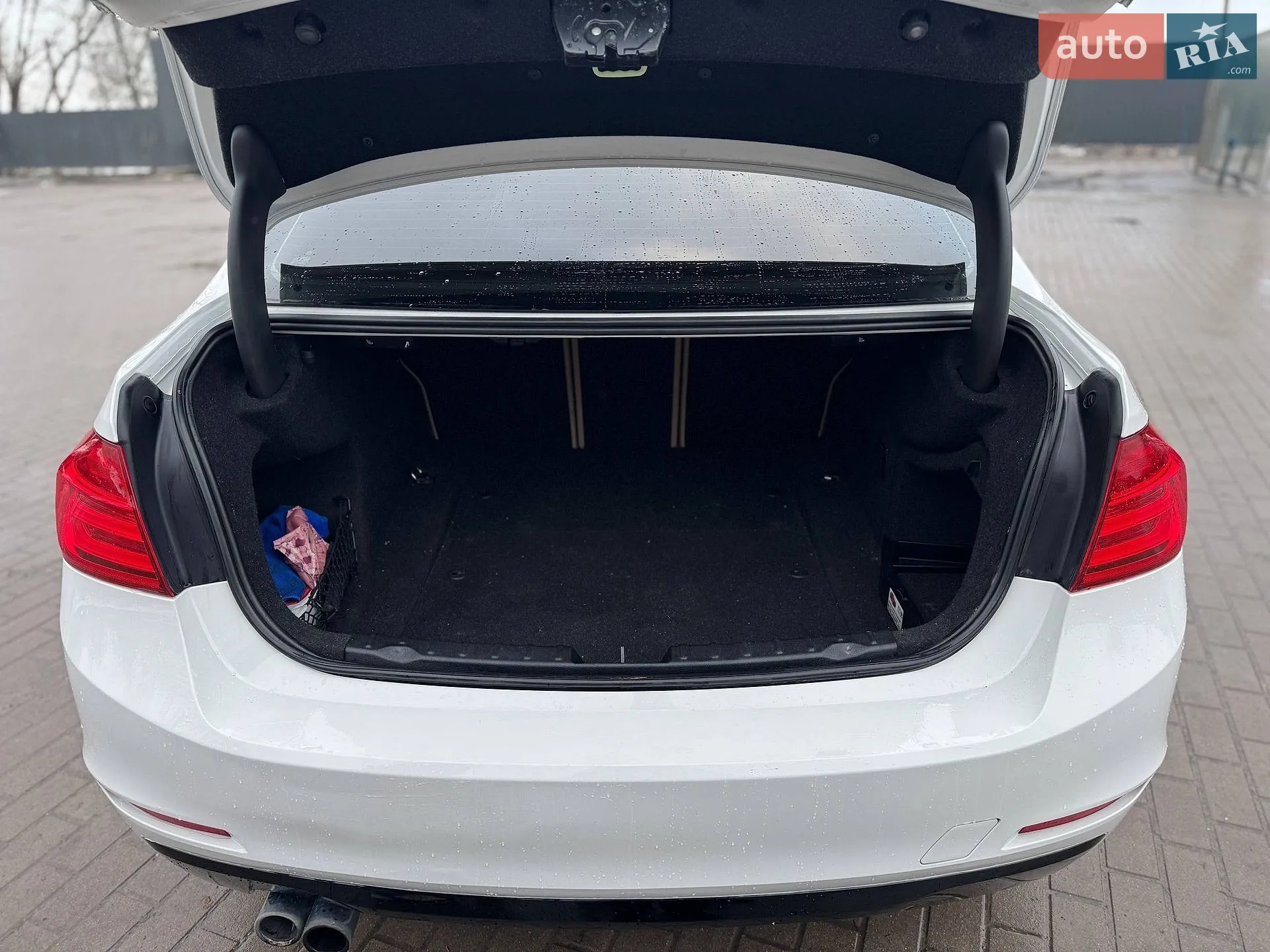 2012 BMW 3er - мініатюра 18