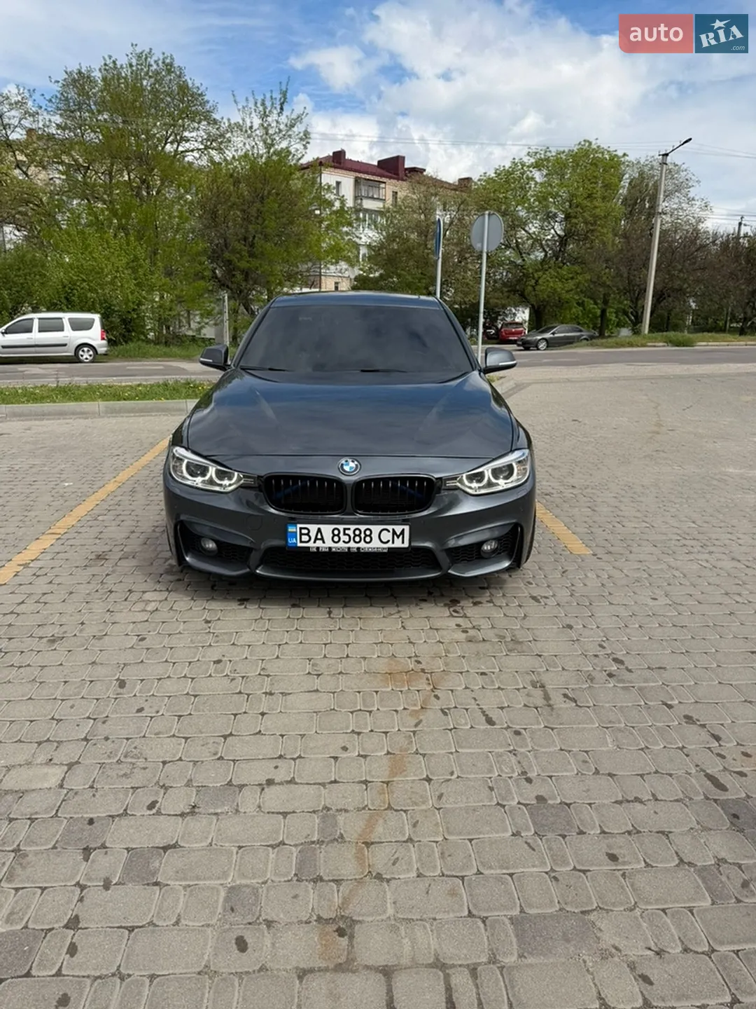 BMW 3 Series 2012 VIN WBA3C1C5XDF435853 фото оголошення 8 з 20