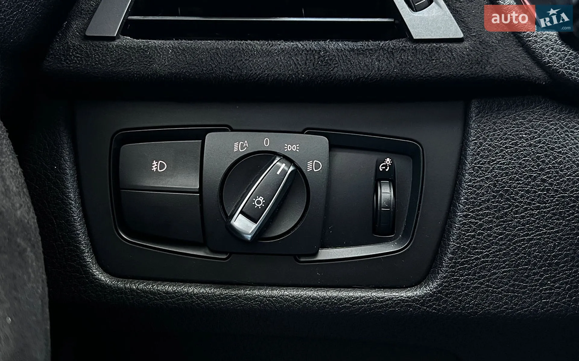 2015 BMW 3er - мініатюра 10